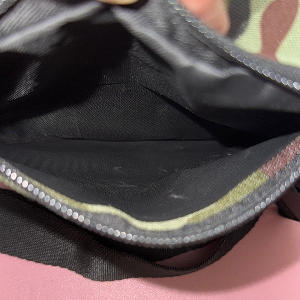 Camouflage Waist Bag - Picture 8 of 10